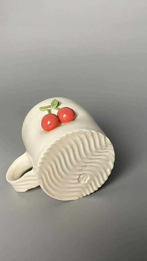 CHANG, YULIN | Cherry Cup