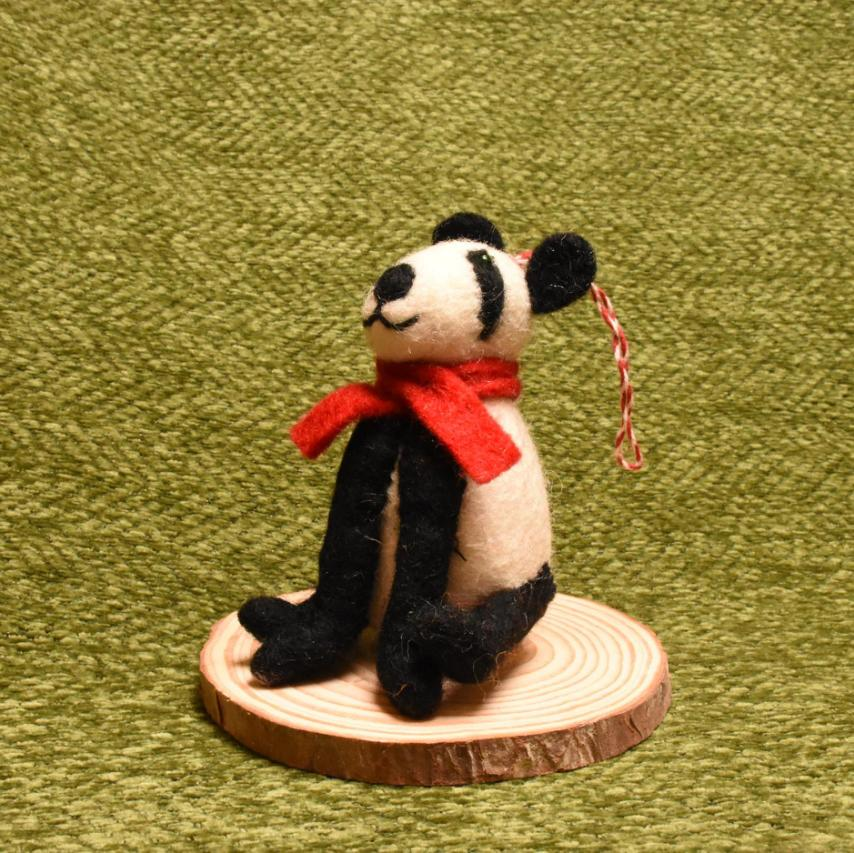 Wang Puppy Fluffy House | Sloth & Christmas