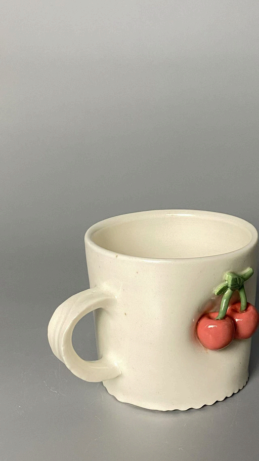 CHANG, YULIN | Cherry Cup