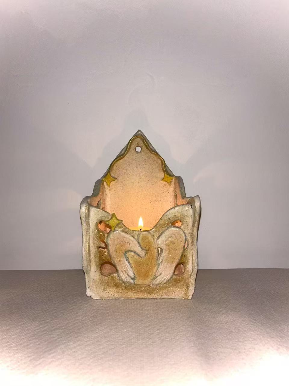 Mirror-in-Mirror_Angel_On_My_Table