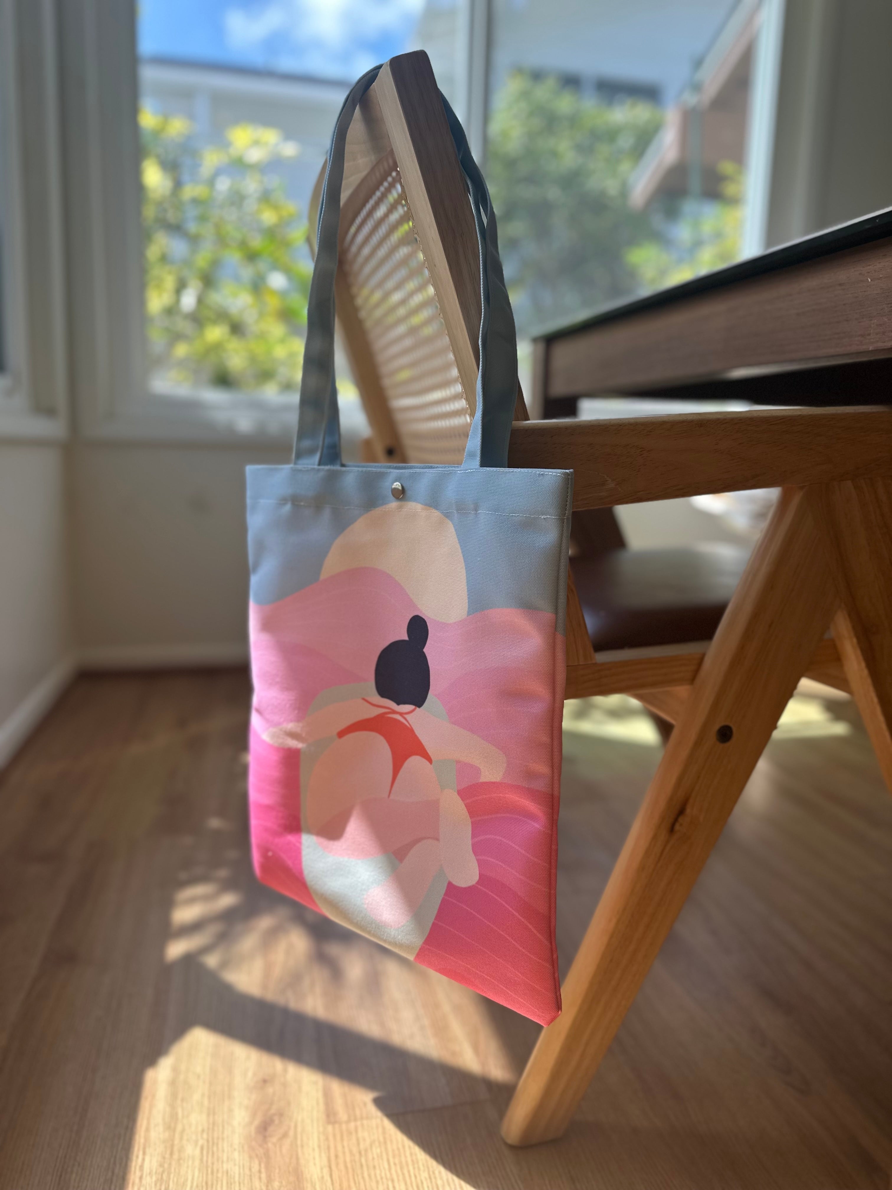"To the Sun" Tote – Inspired by Hawaii 🌊🏄‍♀️