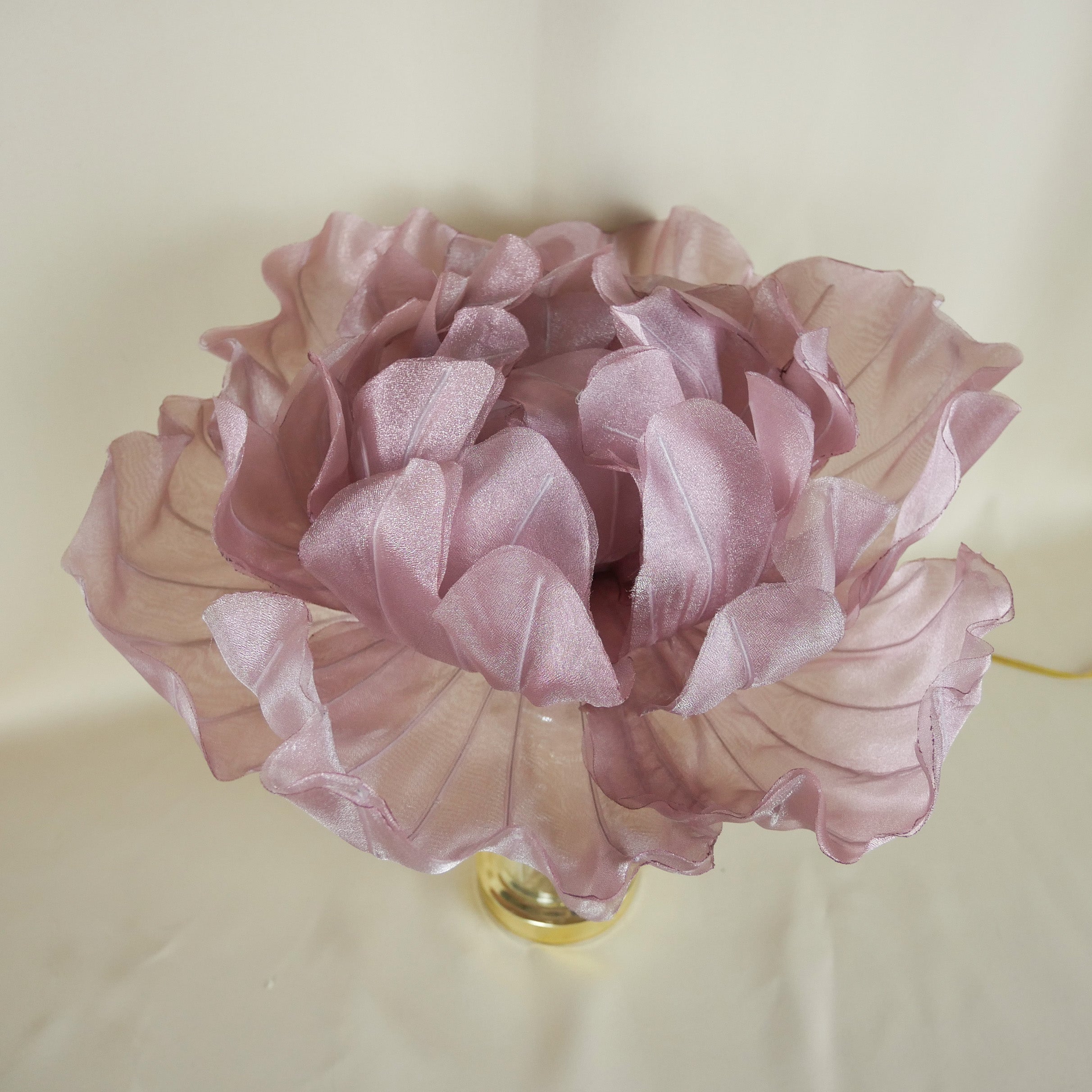 Organza Peony Lamp
